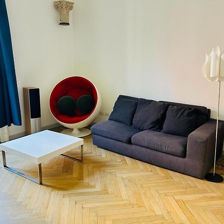Hostel Boutique Милан Экстерьер фото