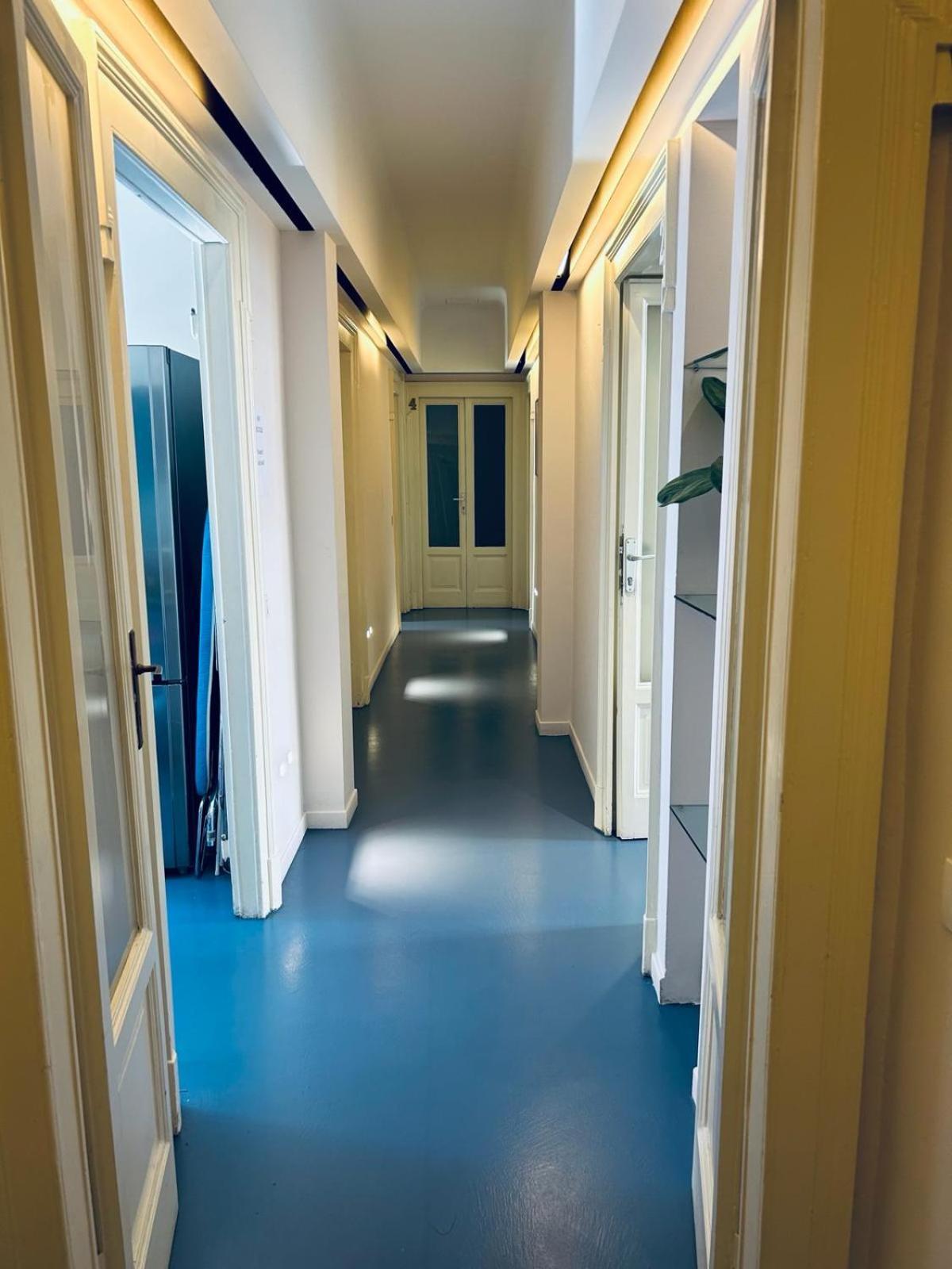 Hostel Boutique Милан Экстерьер фото