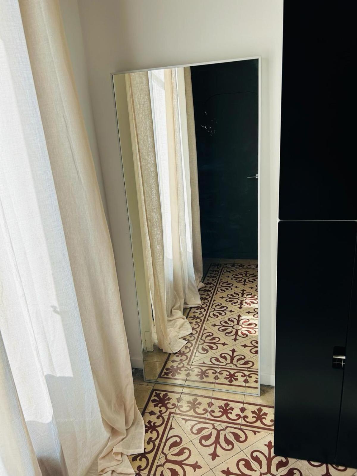 Hostel Boutique Милан Экстерьер фото