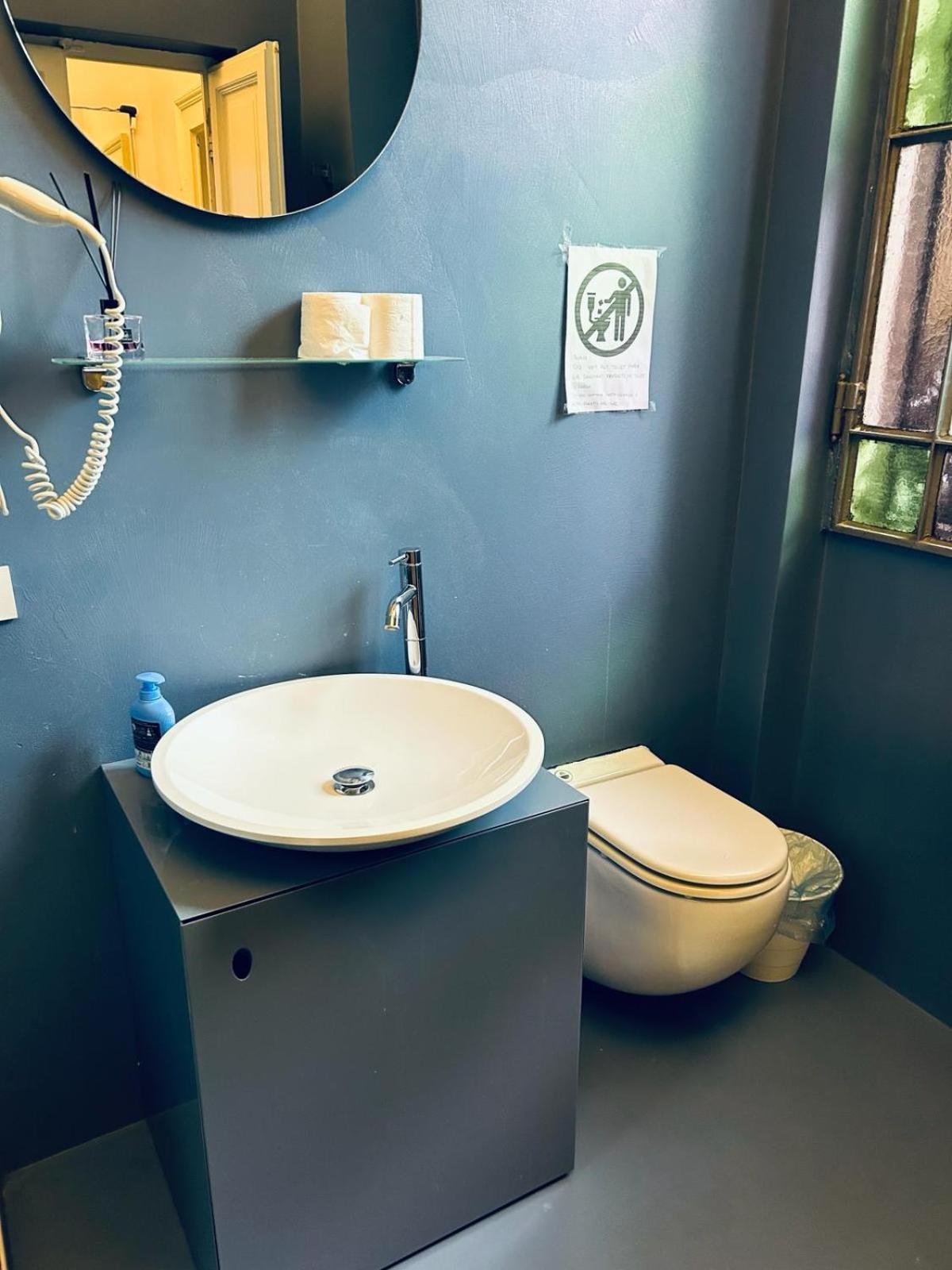 Hostel Boutique Милан Экстерьер фото