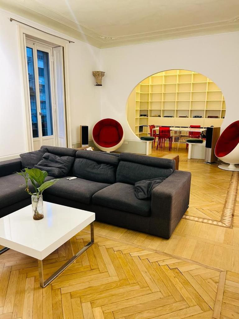 Hostel Boutique Милан Экстерьер фото