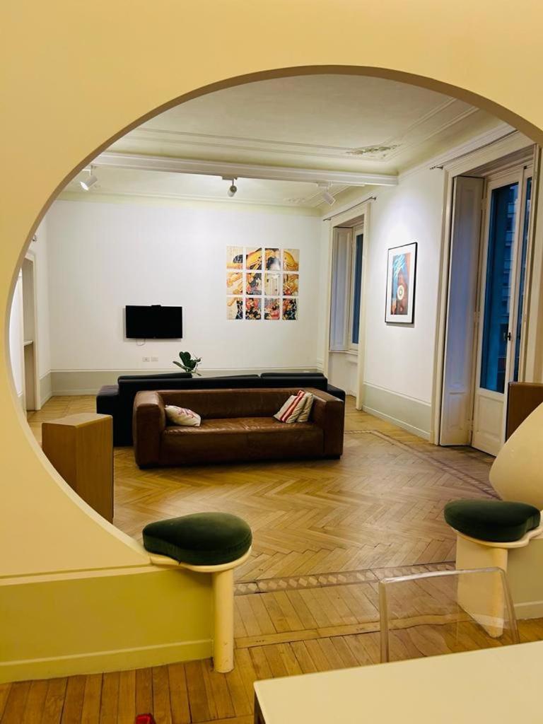Hostel Boutique Милан Экстерьер фото