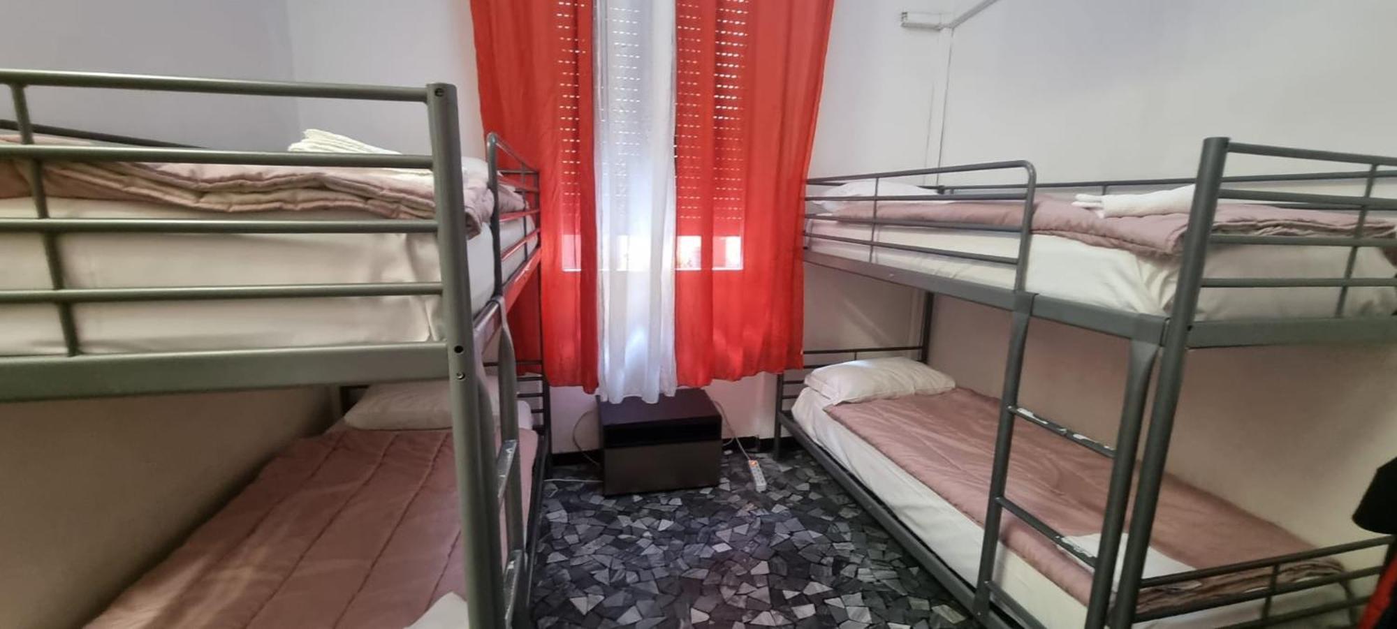 Hostel Boutique Милан Экстерьер фото